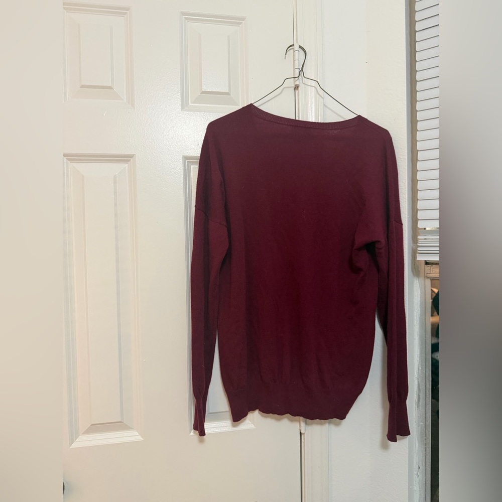 Lord and Taylor V-neck merino wool red sweater - Picture 2 of 3